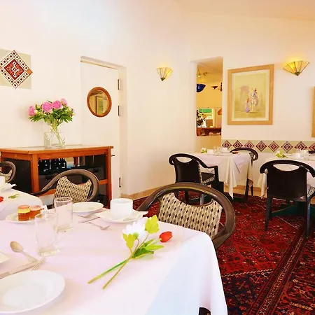 Hoteliere A Trama Bonifacio (Corsica)