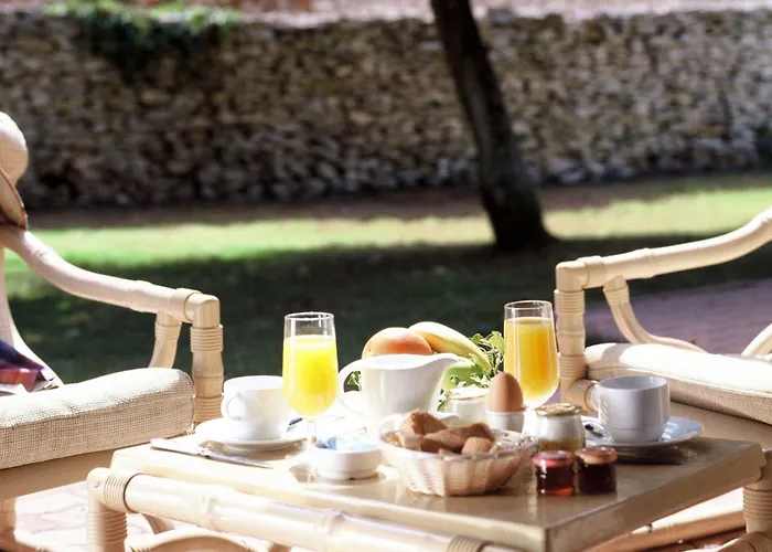 Hotel Hoteliere A Trama