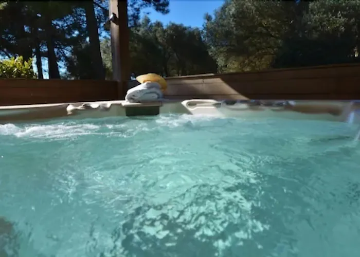 Hoteliere A Trama Bonifacio (Corsica)