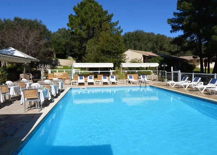 Hotel Hoteliere A Trama