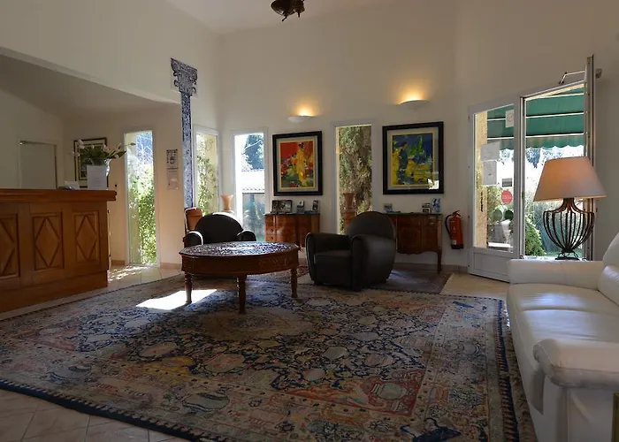 Hotel Hoteliere A Trama 3*